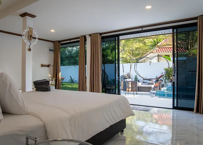 Private Luxury Villa 4Br Pool Near Beach